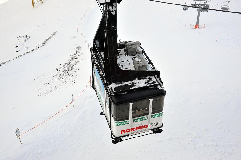 בורמיו Albergo Stelvio מראה חיצוני תמונה
