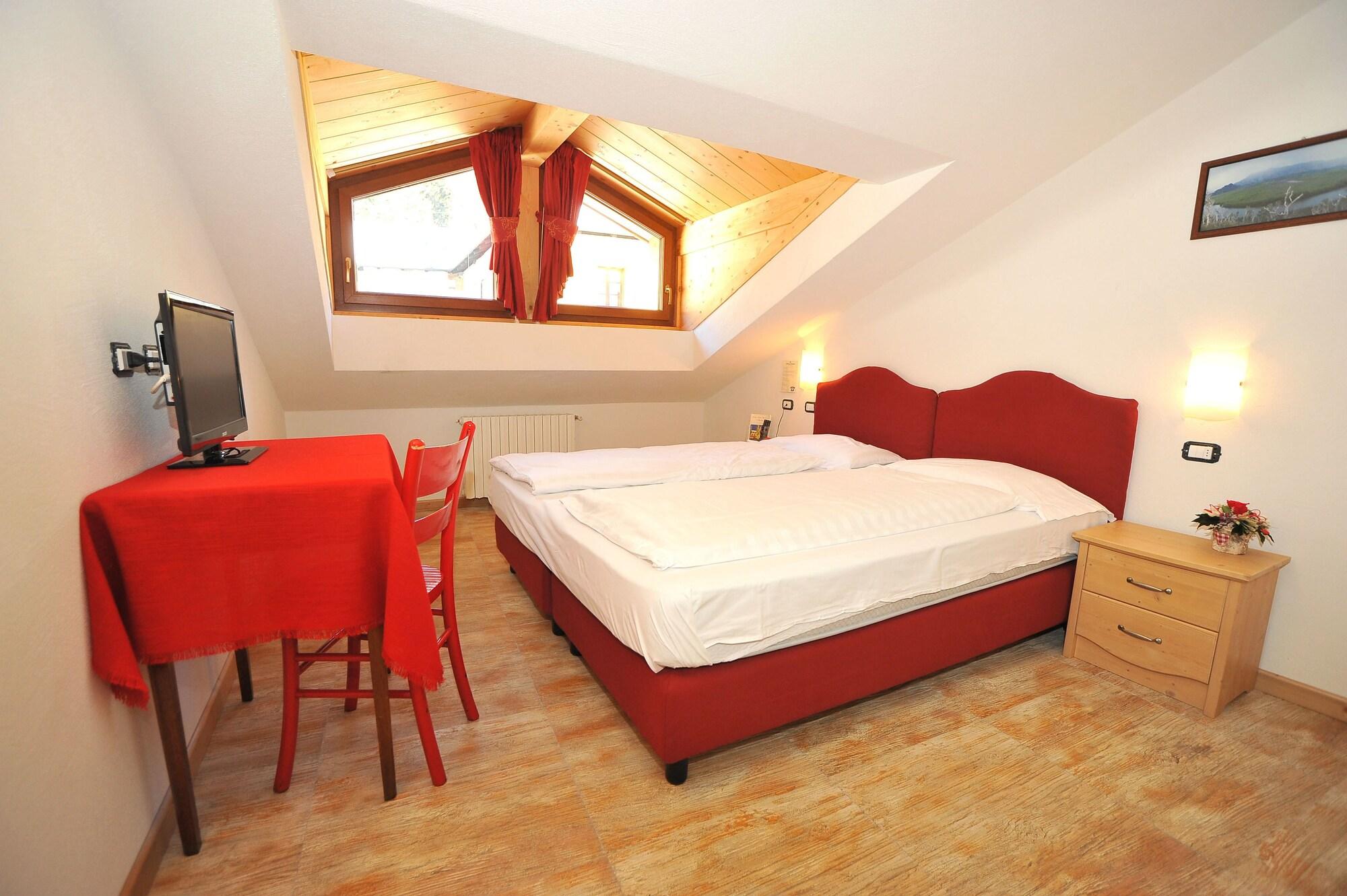 בורמיו Albergo Stelvio מראה חיצוני תמונה