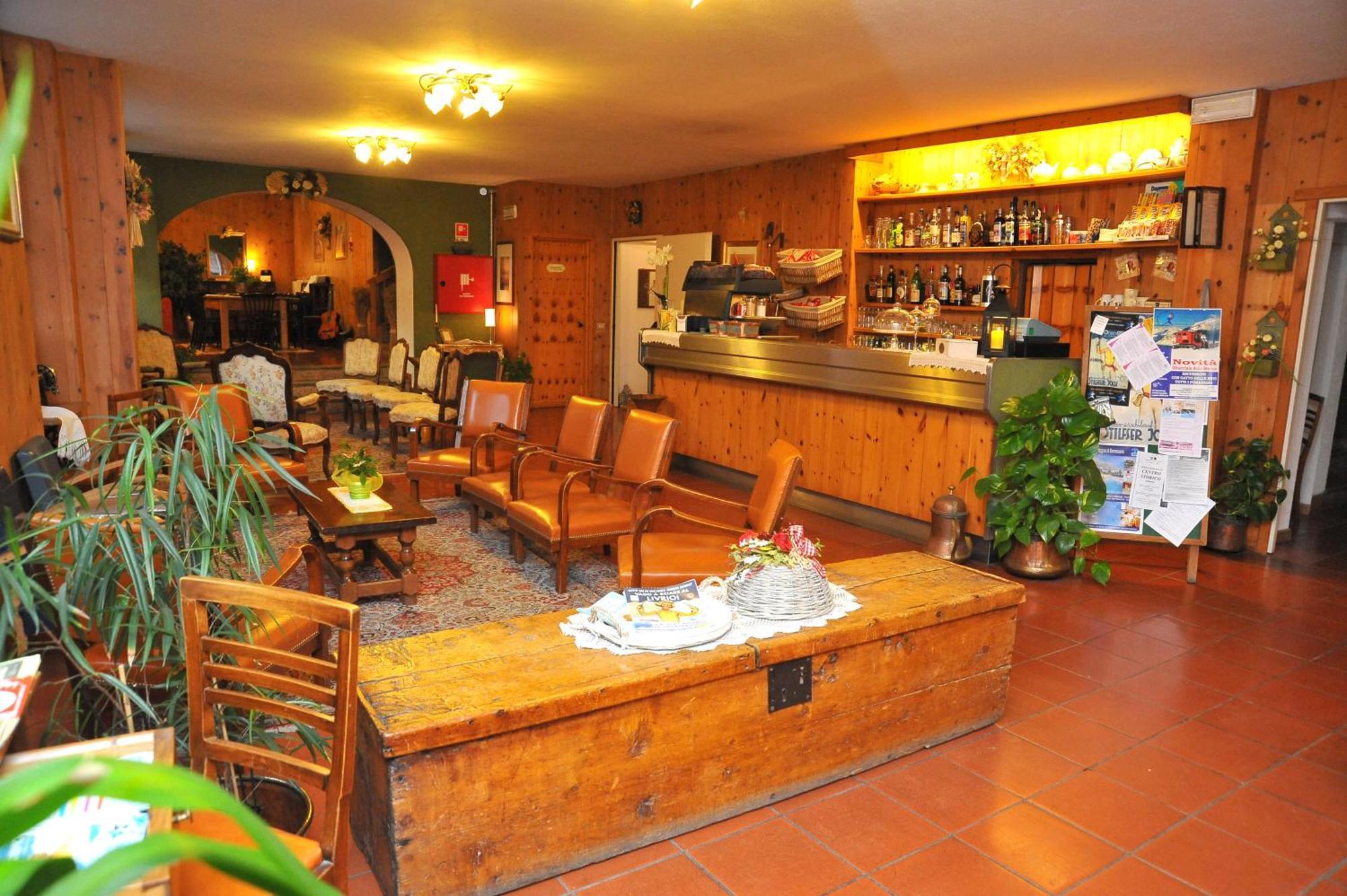 בורמיו Albergo Stelvio מראה חיצוני תמונה