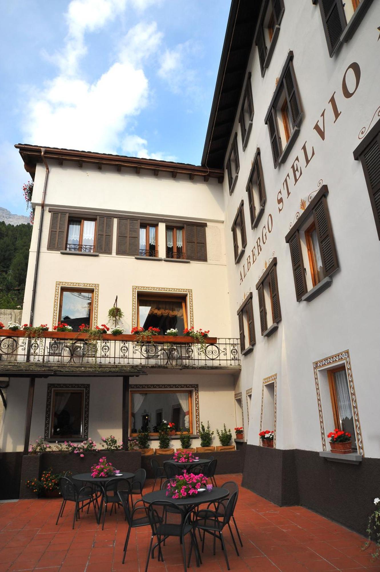 בורמיו Albergo Stelvio מראה חיצוני תמונה