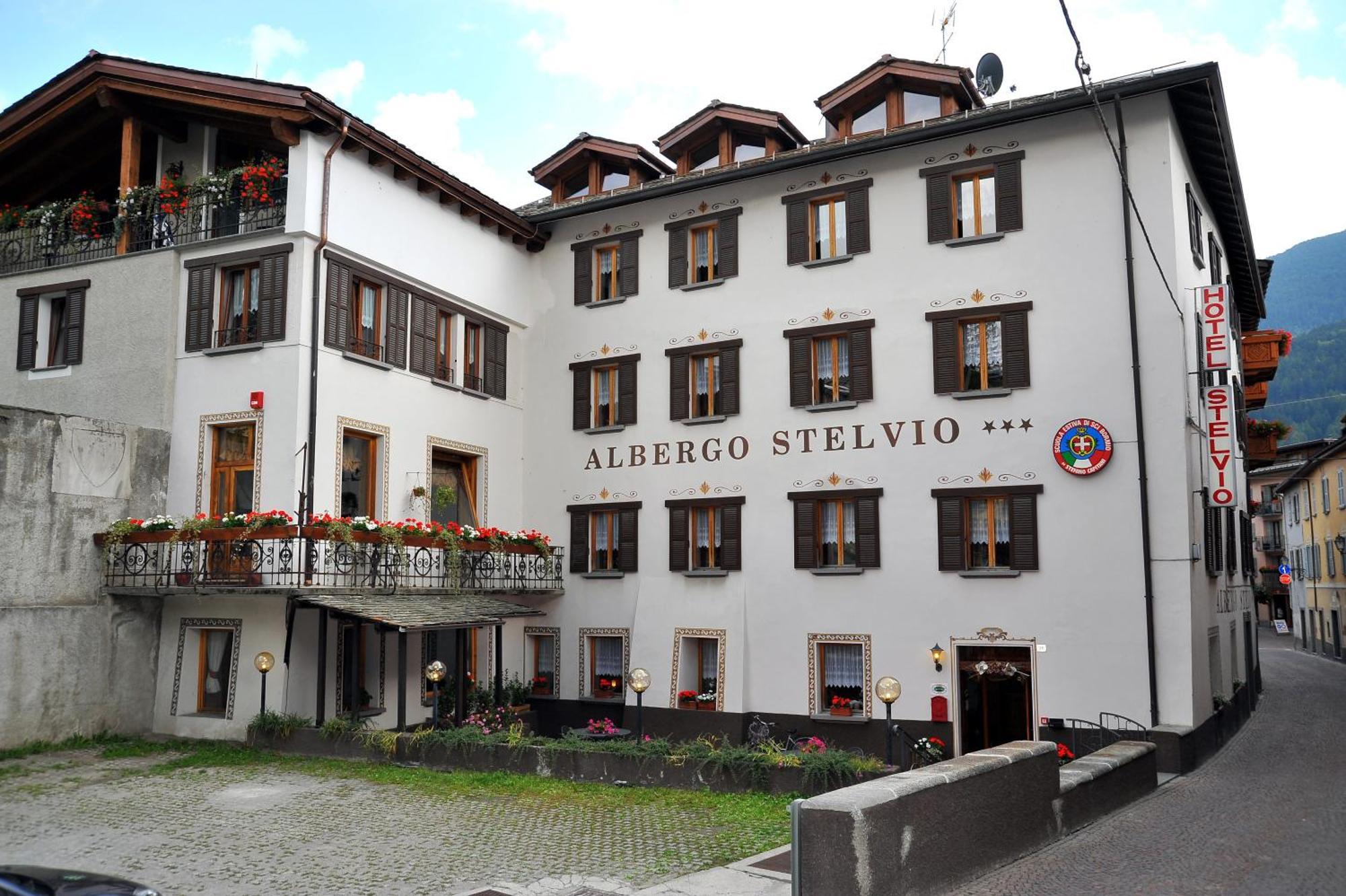 בורמיו Albergo Stelvio מראה חיצוני תמונה