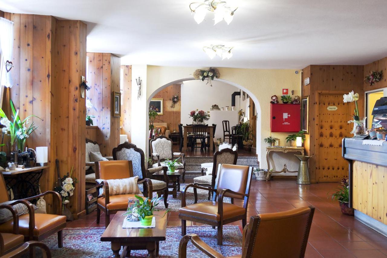 בורמיו Albergo Stelvio מראה חיצוני תמונה